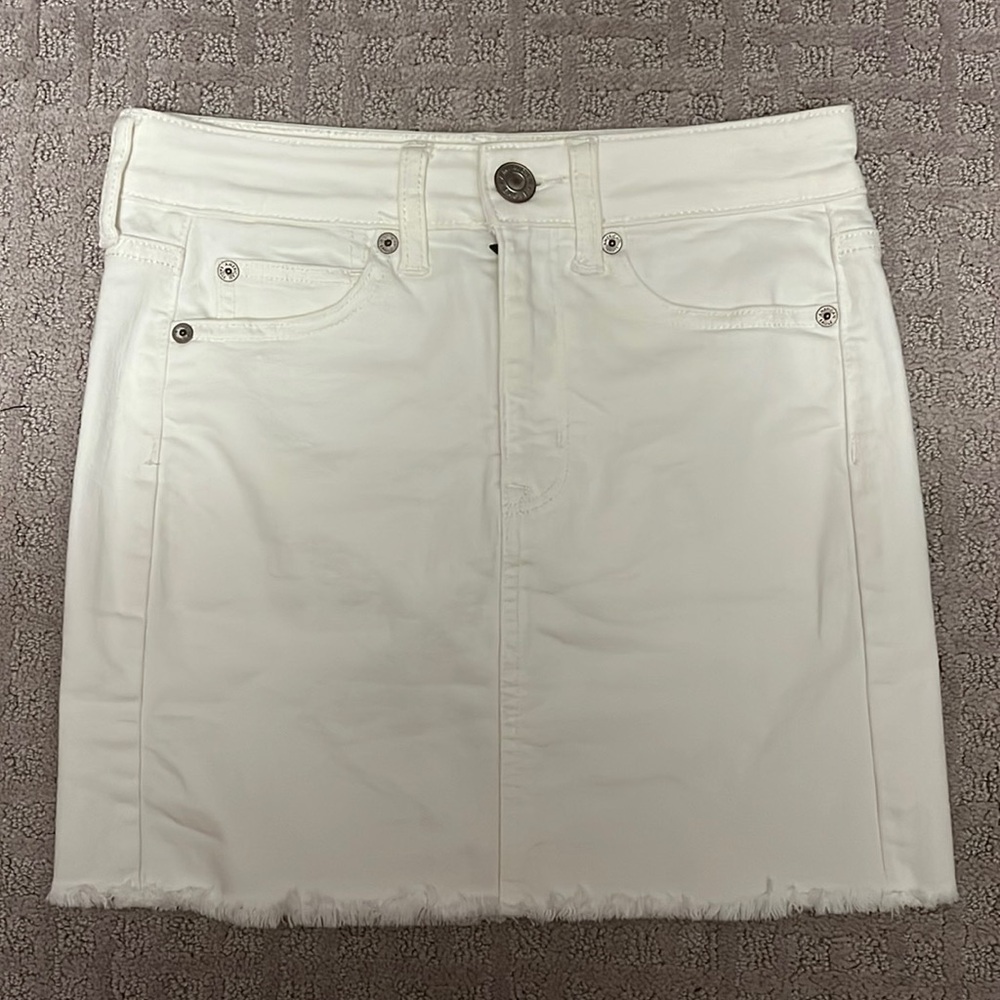 american eagle white jean skirt